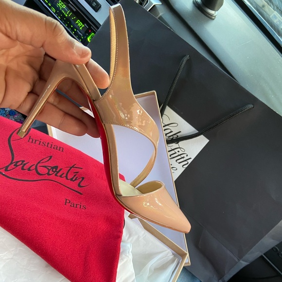 Christina Louboutin size 7 - Picture 2 of 2
